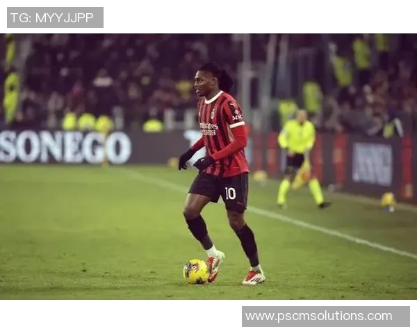 欧冠激战莱比锡凭点球险胜曼联战术解析与精彩瞬间回顾