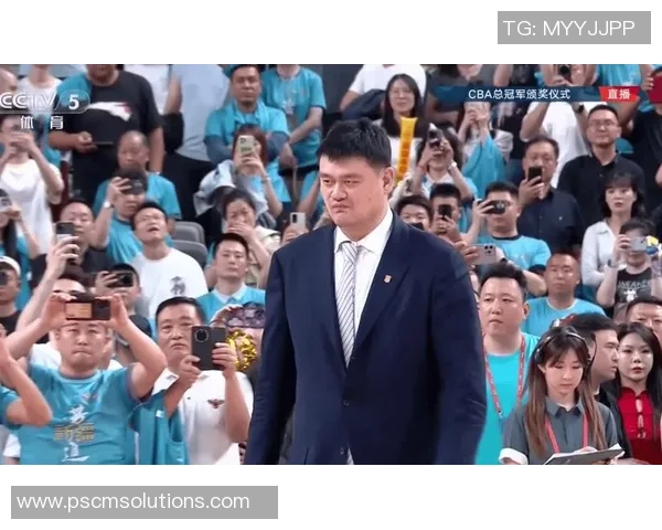 姚明蜡像展现美女风采引发观众热议与惊叹的背后故事