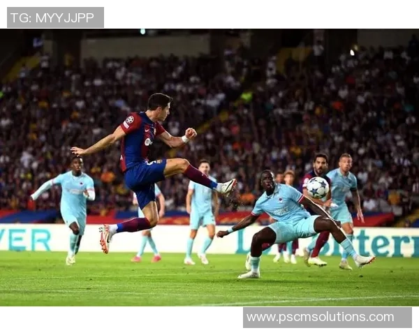 欧冠激战巴萨狂胜尤文图斯引发争议判罚全场沸腾