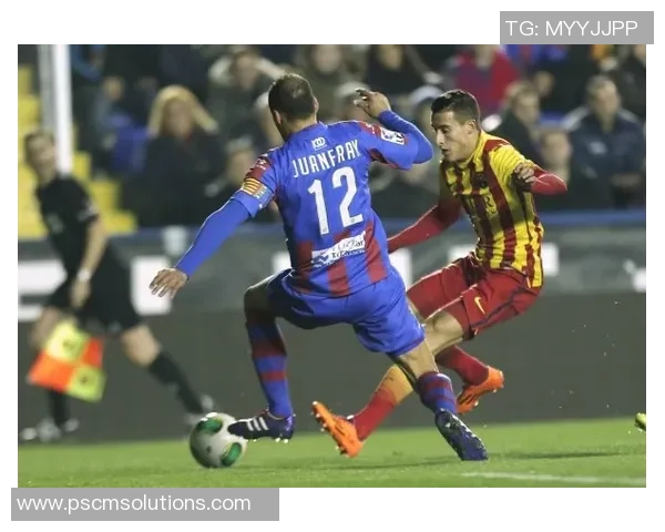 欧冠惊喜：里昂凭乌龙球逆袭巴萨全场沸腾解析