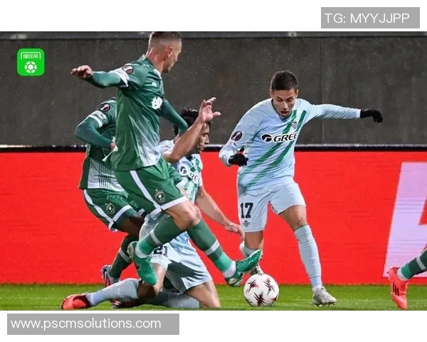 欧联杯精彩对决里昂大胜那不勒斯乌龙球成比赛转折点战术分析