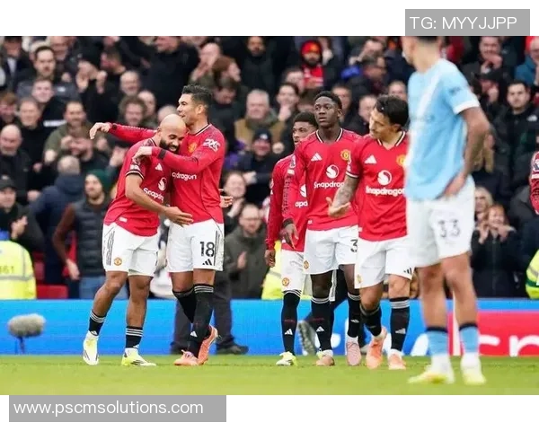 欧联杯精彩对决拜仁狂胜曼联五球引发全场热潮