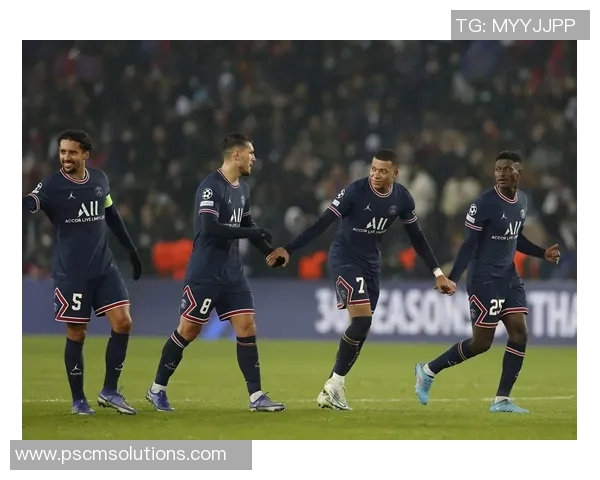 欧联杯精彩对决切尔西逆转巴萨全场沸腾瞬间回顾 欧联杯精彩对决切尔西逆转巴萨全场沸腾瞬间回顾