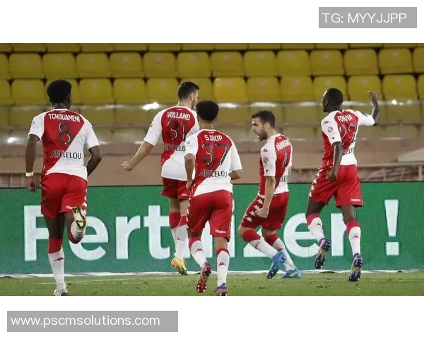 英超激情对决利物浦逆转巴黎圣日耳曼引发转会热议